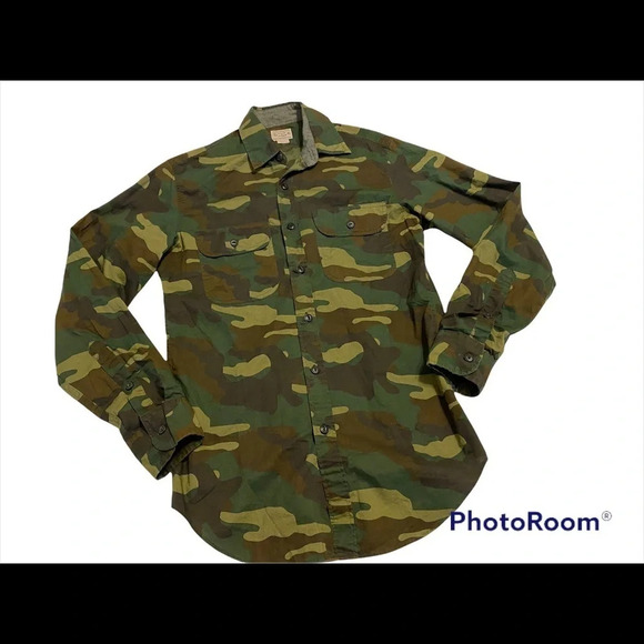 J. Crew Camouflage Button Down Quality Woven Shirt Sz XS - Picture 1 of 7